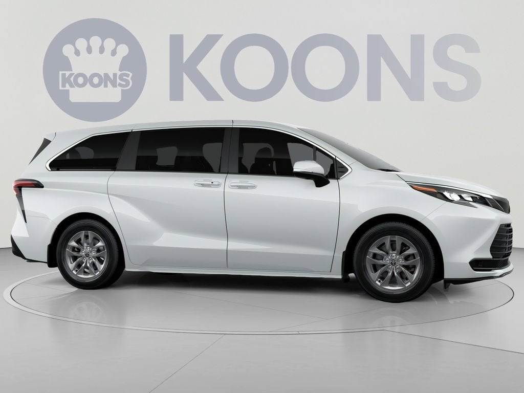 2026 Toyota Sienna LE