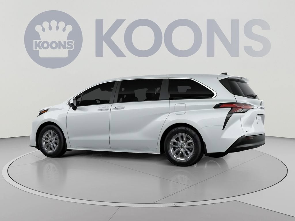 2026 Toyota Sienna LE