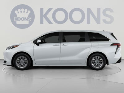 2026 Toyota Sienna LE