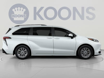 2026 Toyota Sienna XLE