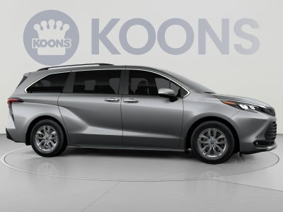 2026 Toyota Sienna XLE