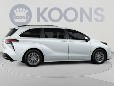 2026 Toyota Sienna XLE