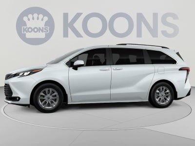 2026 Toyota Sienna XLE