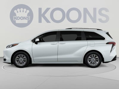 2026 Toyota Sienna XLE