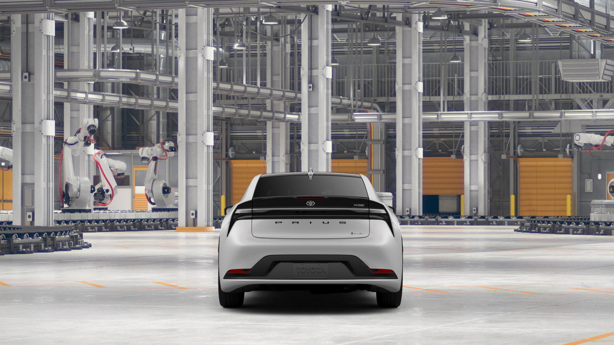 2027 Toyota Prius Plug-in Hybrid XSE