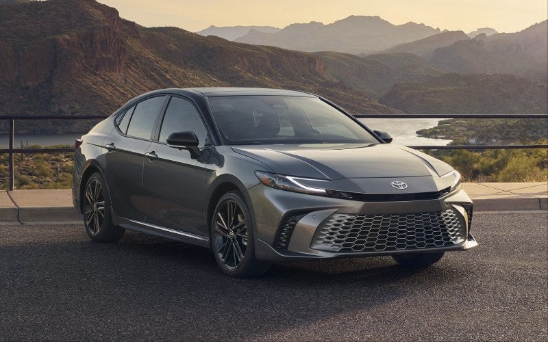 2027toyotacamry-exterior-01